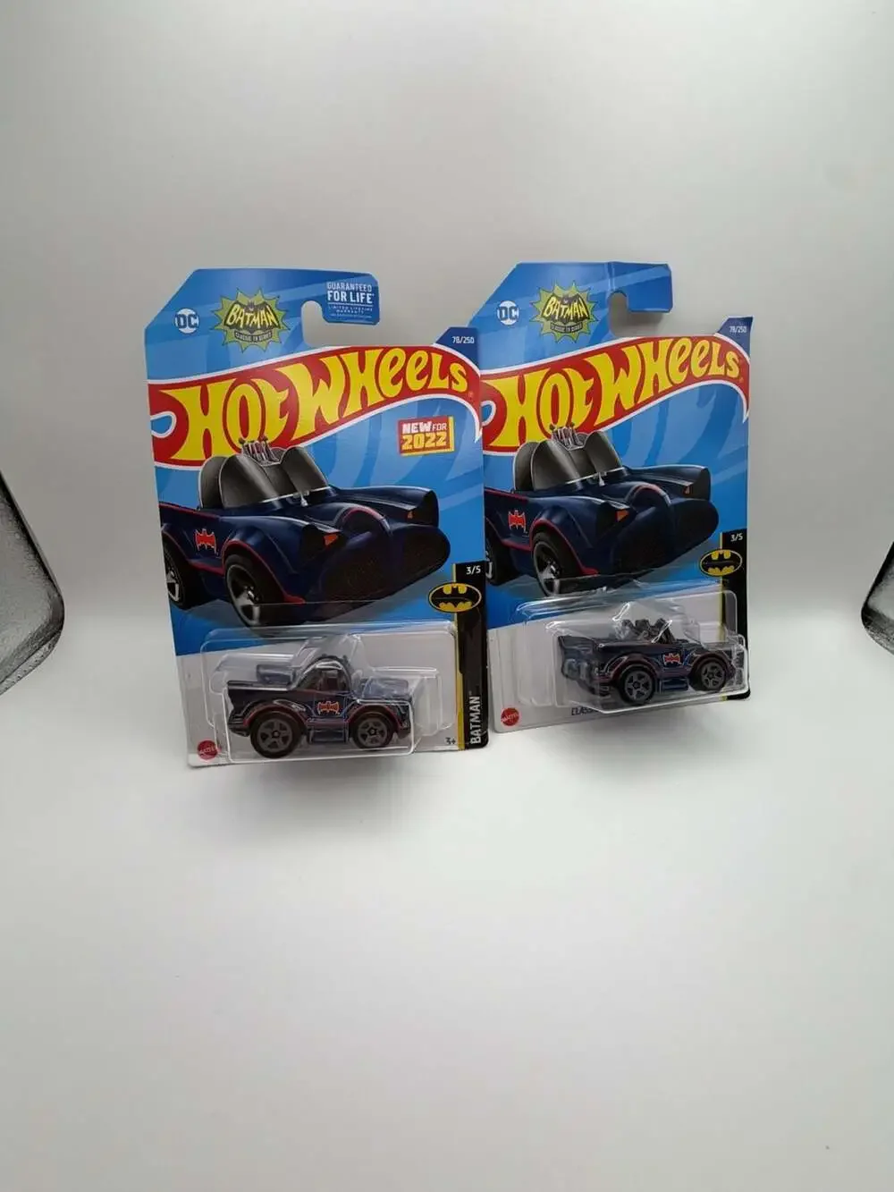 Hot Wheels Classic TV Series Batmobile Tooned Batman 78/250 3/5 2022